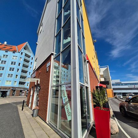 Hotel Torslanda Goteborg Esterno foto