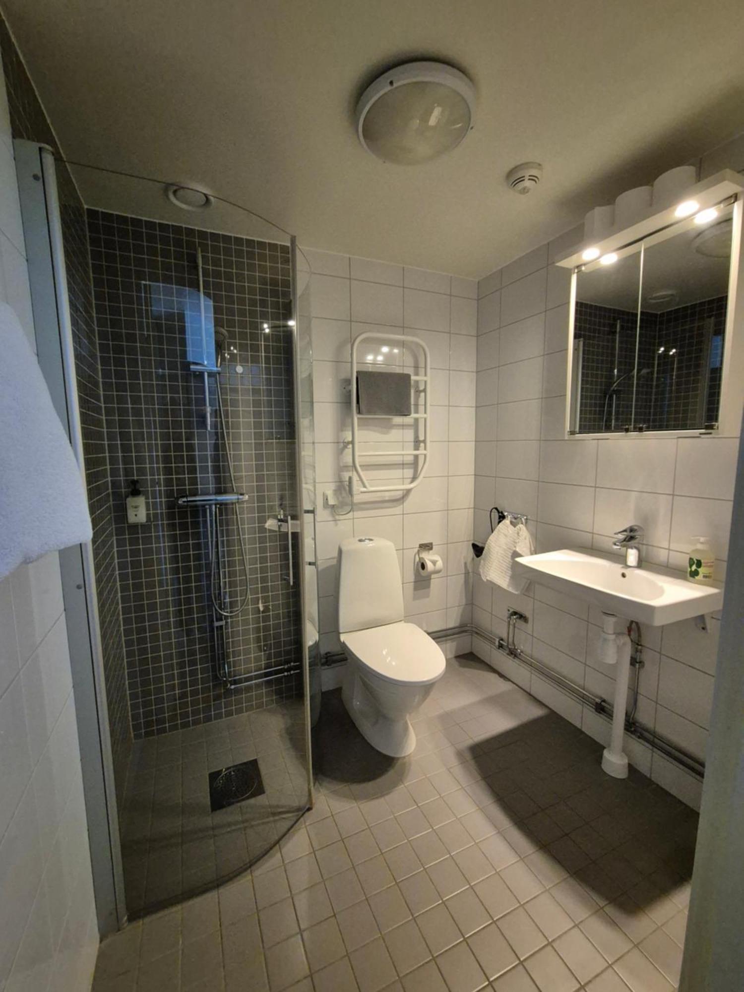 Hotel Torslanda Goteborg Esterno foto